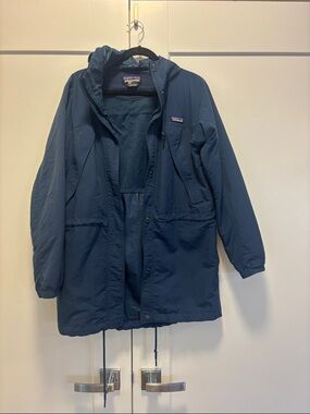 Patagonia Navy Hooded Raincoat M